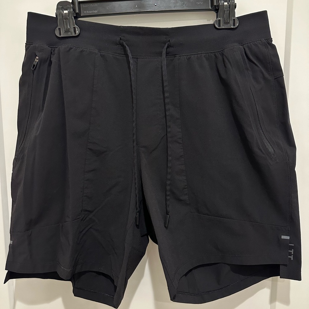 Men’s lululemon License to Train Linerless Short 7” - Large - Black